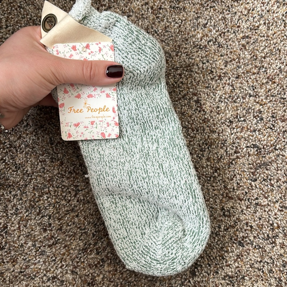 Free people socks 💚 - Picture 2 of 2